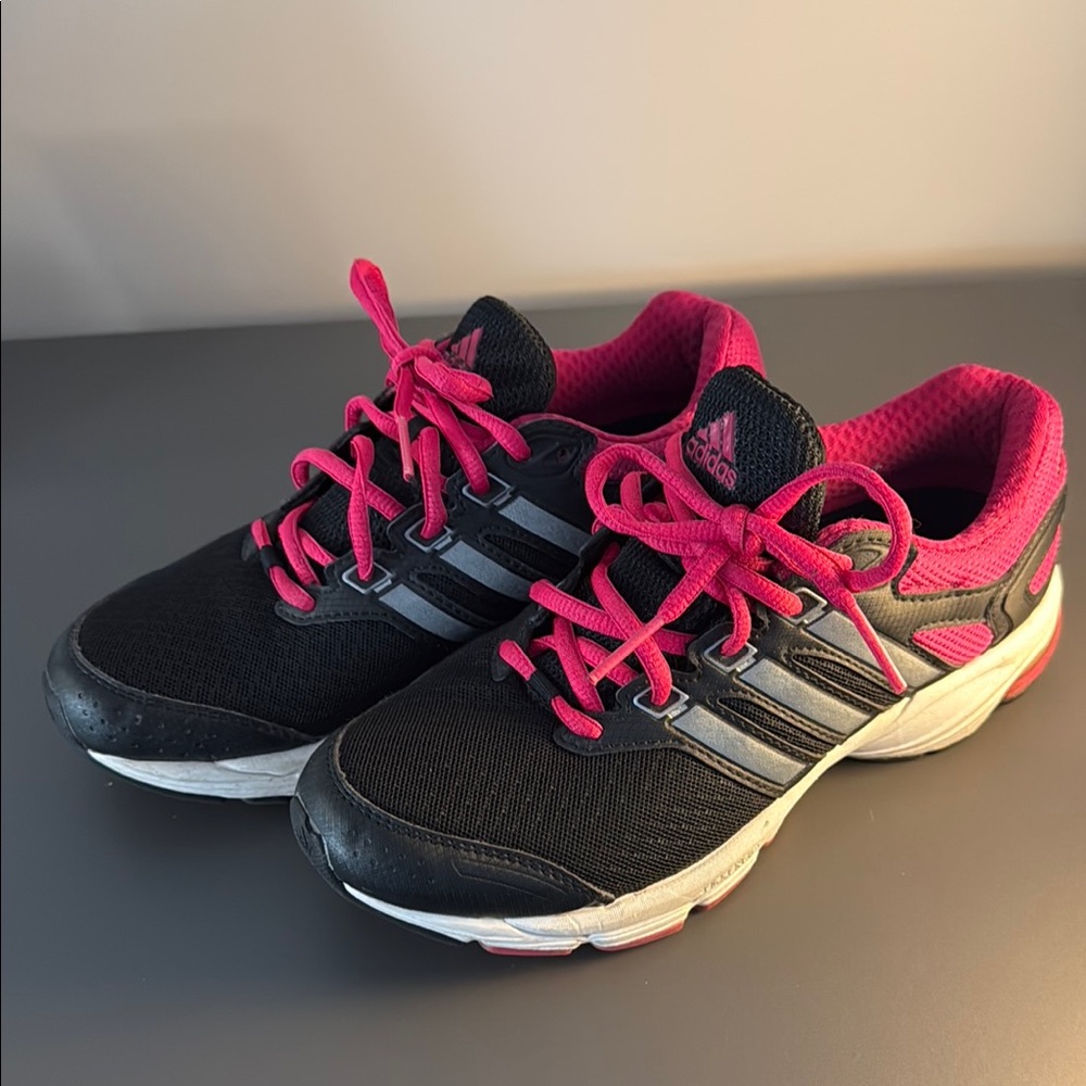Adidas Black and Pink Athletic Shoes WMS size 6